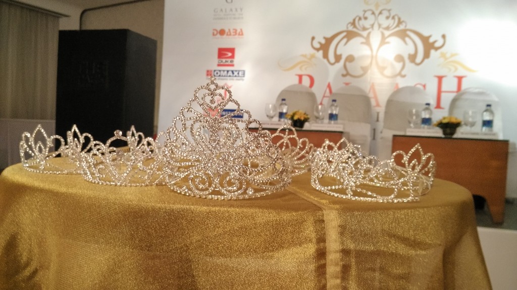 Palaash Miss India & Other winner Crowns