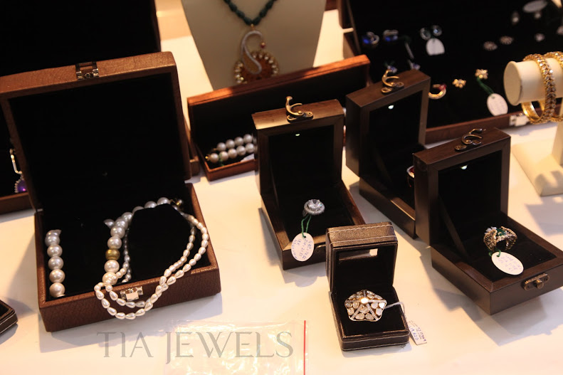 Diamond Jewel showcase Tia Jewels