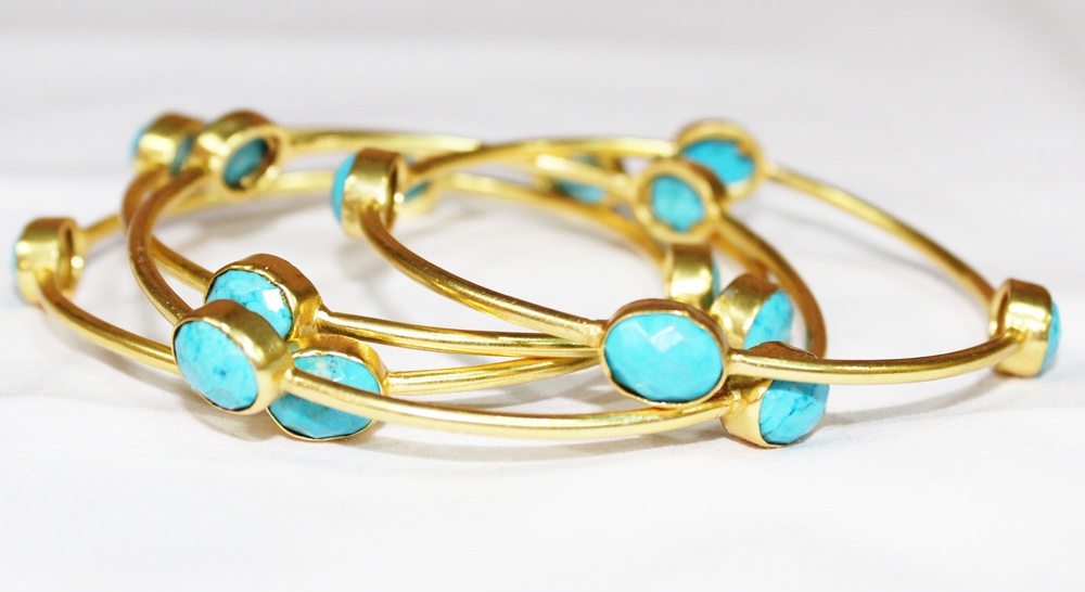 Latest Gold Bangles Designs from Gharaz