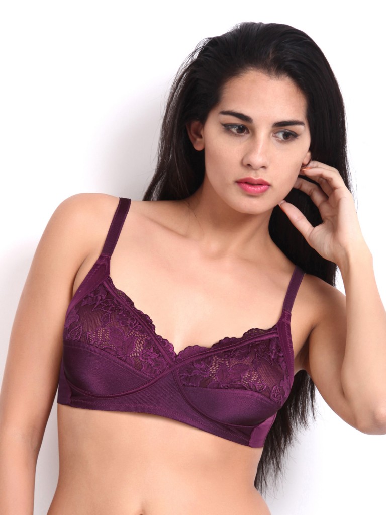 Lace bra - Must Have Bras For A Fashionista