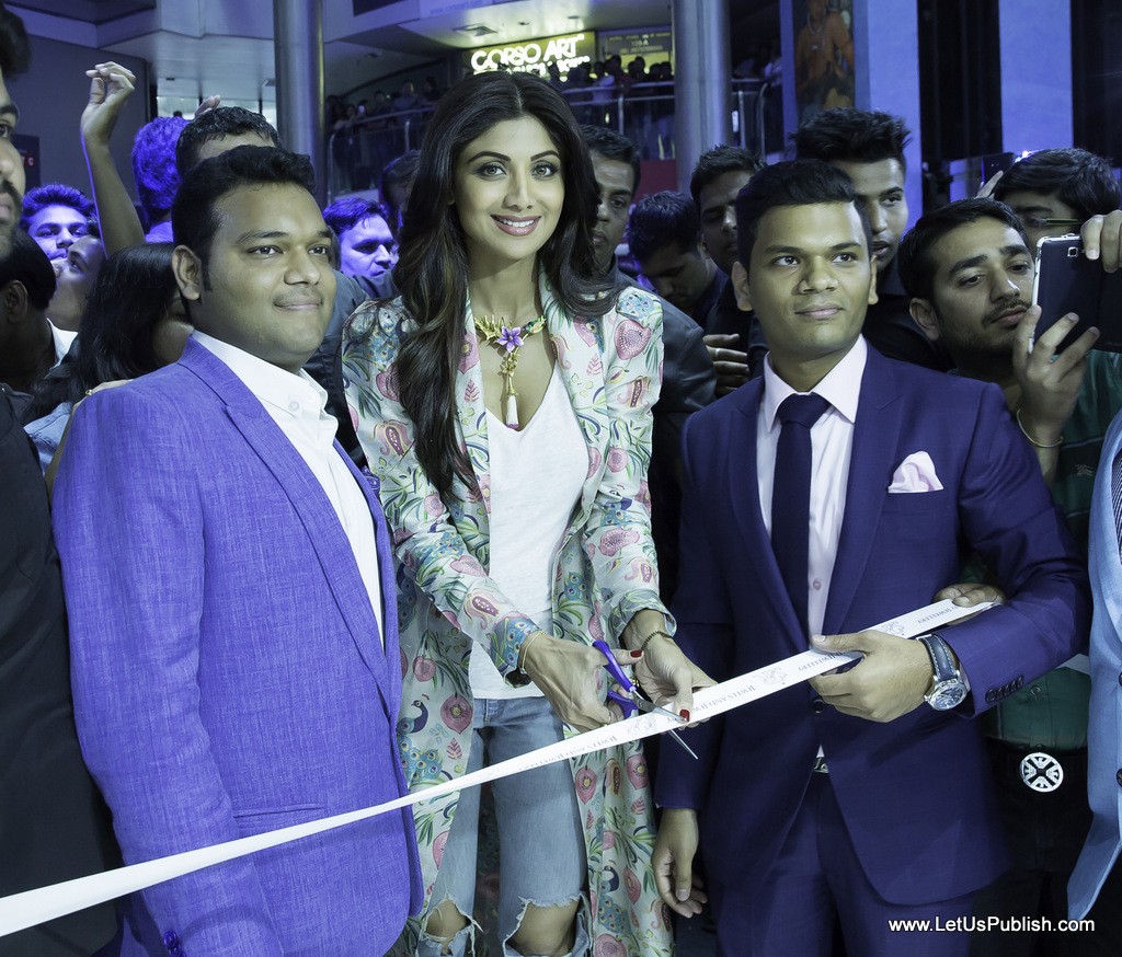 Shilpa Shetty Kundra Launched S2R Jewels & Jewellery