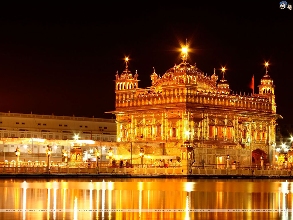 Golden Temple - Famous temples in India