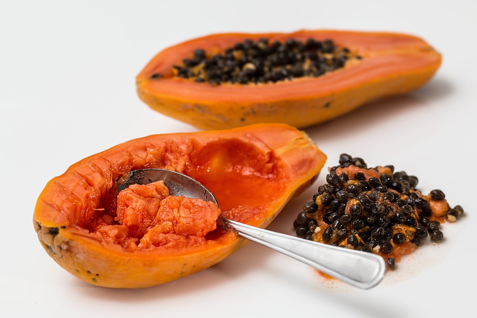 papaya-to-treat-blemishes-and-pigmentation