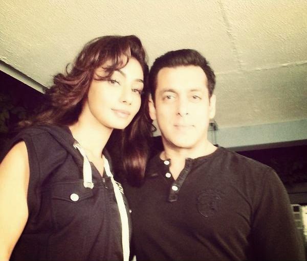 salman-khan-and-mahek-chahal