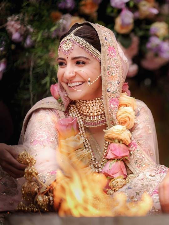 Anushka Sharma light pink lehenga